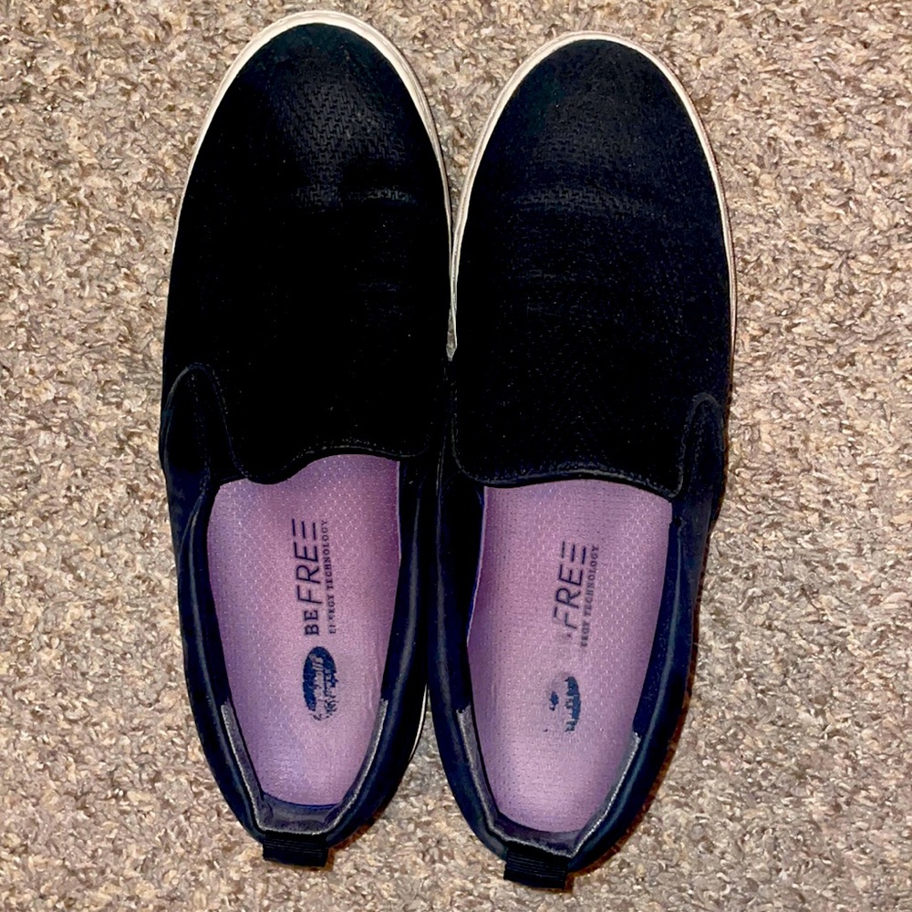 Used Dr. Scholls slip on shoes. Super comfy! Amazing for walking.